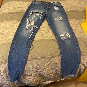 Women’s distressed jeans